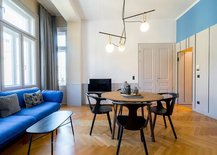 Aparthotel Residence, Hall - Parliament