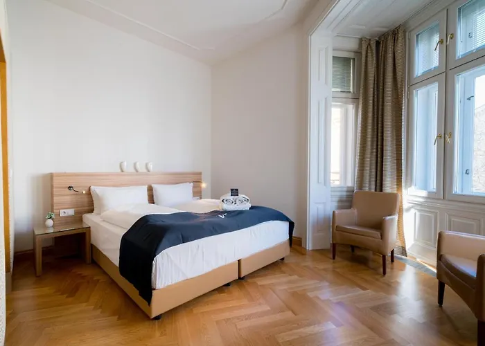 Residence, Hall - Parliament Aparthotel 4*