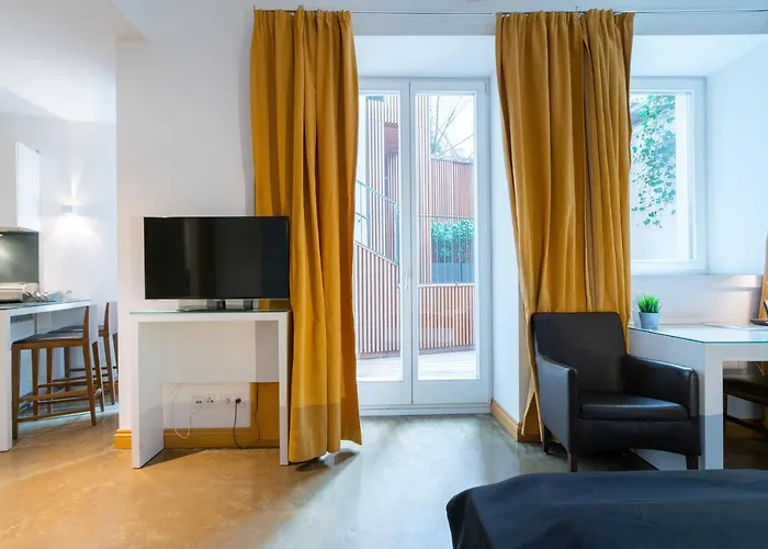 Aparthotel Residence, Hall - Parliament 4*