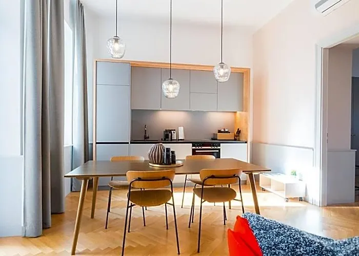 Residence, Hall - Parliament 4* Wien